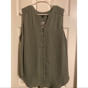 TORRID Harper LIGHT OLIVE GAUZE BUTTON FRONT TANK